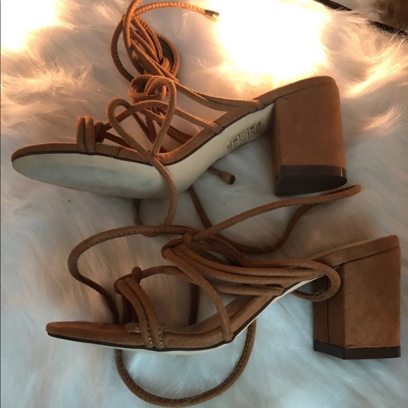 Bundle of heels - Picture 6 of 8